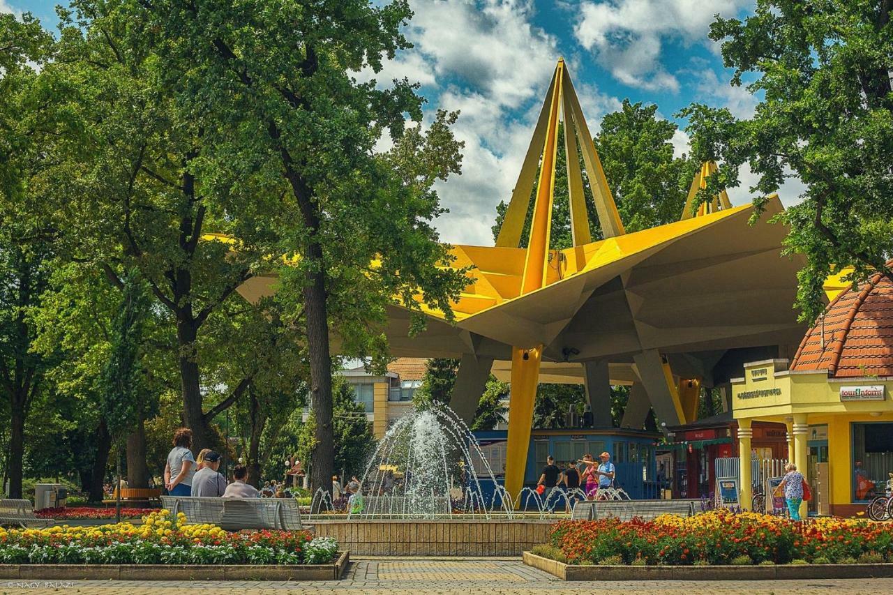 Cornflower Apartment Hajdúszoboszló Екстериор снимка